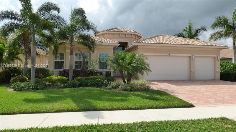 Homes for sale in Boynton Beach, FL | 12114 Glacier Bay Dr, Boynton Beach, FL 33473 | MLS# A11353629