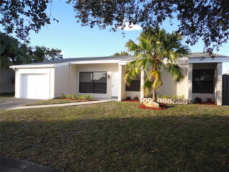 8631 8th St Pembroke Pines FL 33024 | F10372268