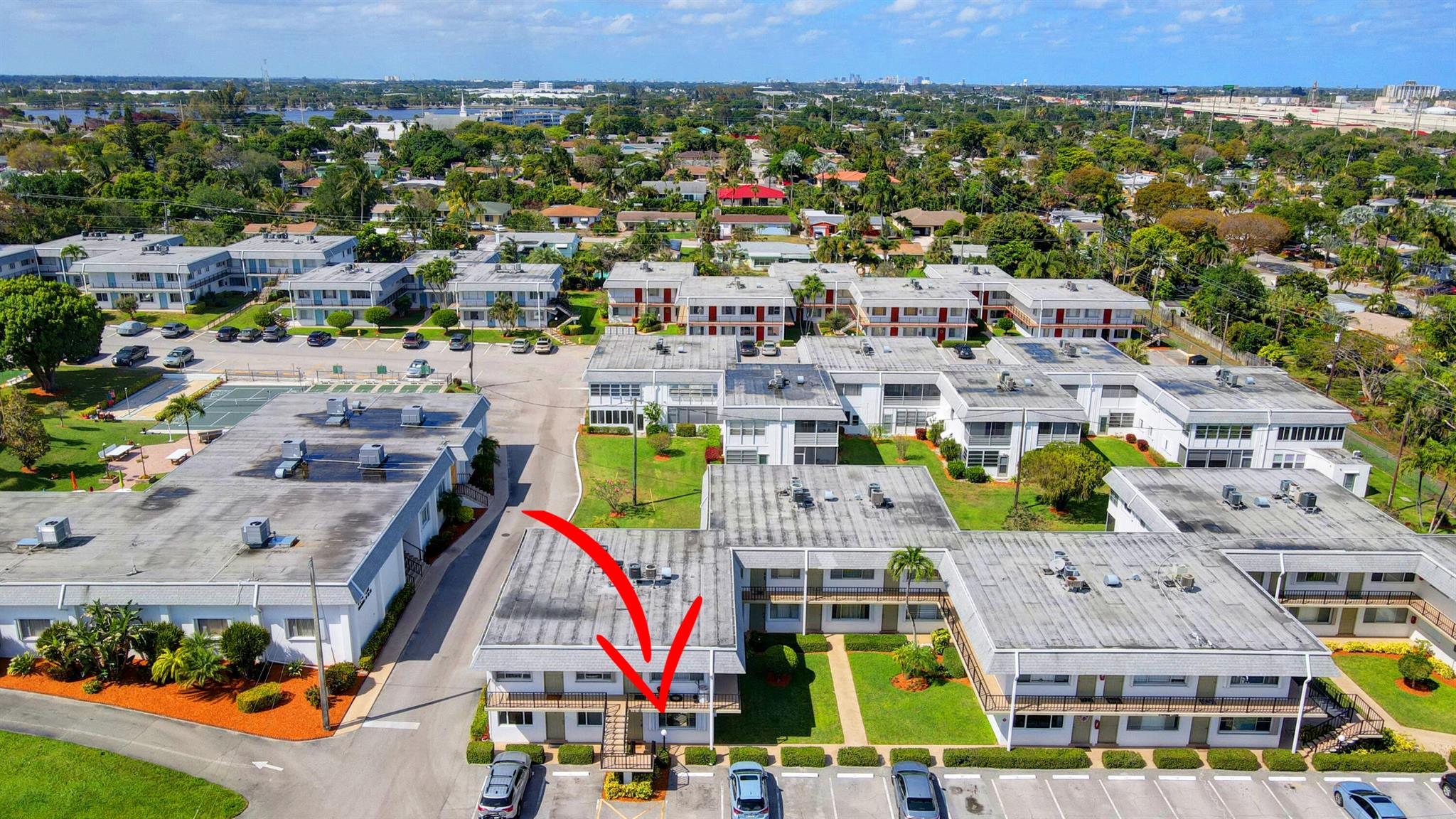 3280 Cynthia Lane Unit# 102 Lake Worth Beach FL 33461 | R10877175