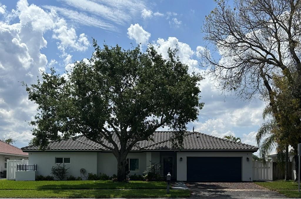 5961 Hawkes Bluff Ave Davie FL 33331 | F10377018