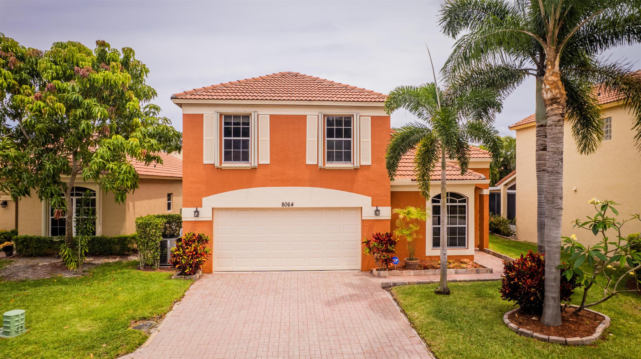 8064 Via Hacienda Riviera Beach FL 33418 | R10884508