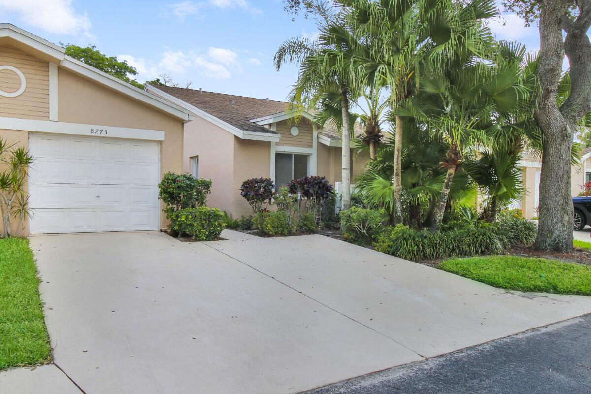 Homes for sale in Boca Raton, FL | 8273 Springtree Road, Boca Raton, FL 33496 | MLS# R10884601