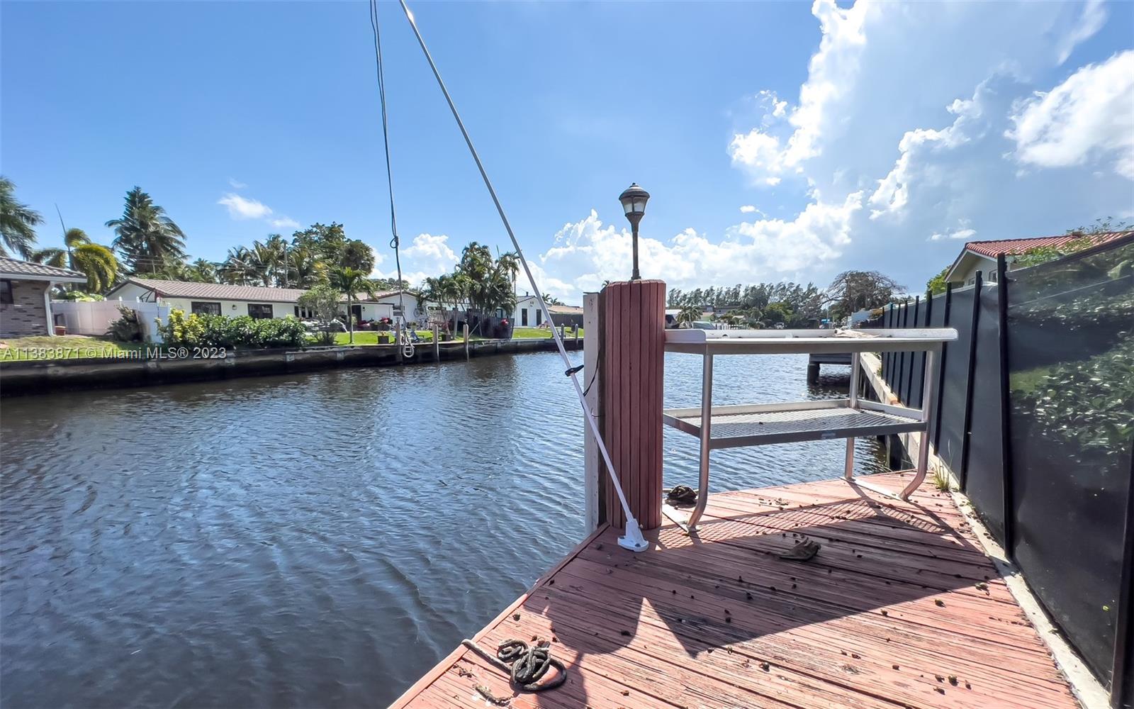 1466 NE 57th Ct, Fort Lauderdale FL 33334