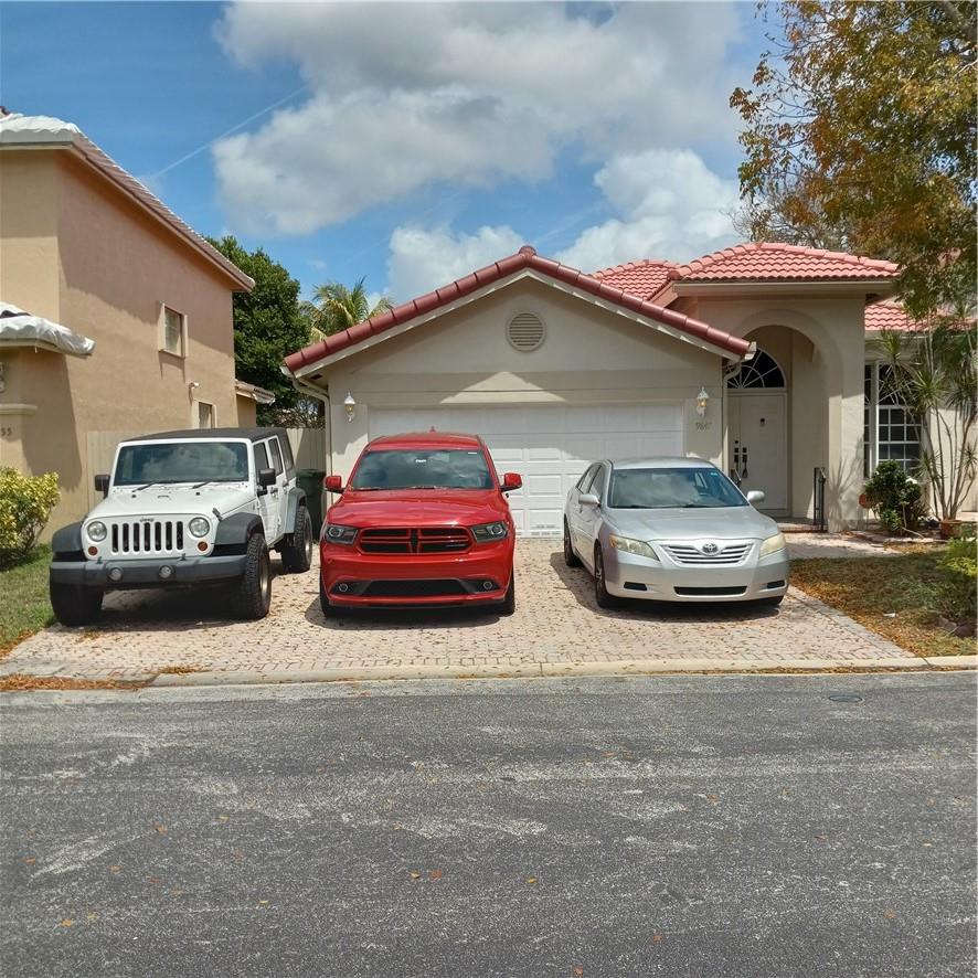 9847 Nw 22ND STREET Pembroke Pines FL 33024 | F10379211