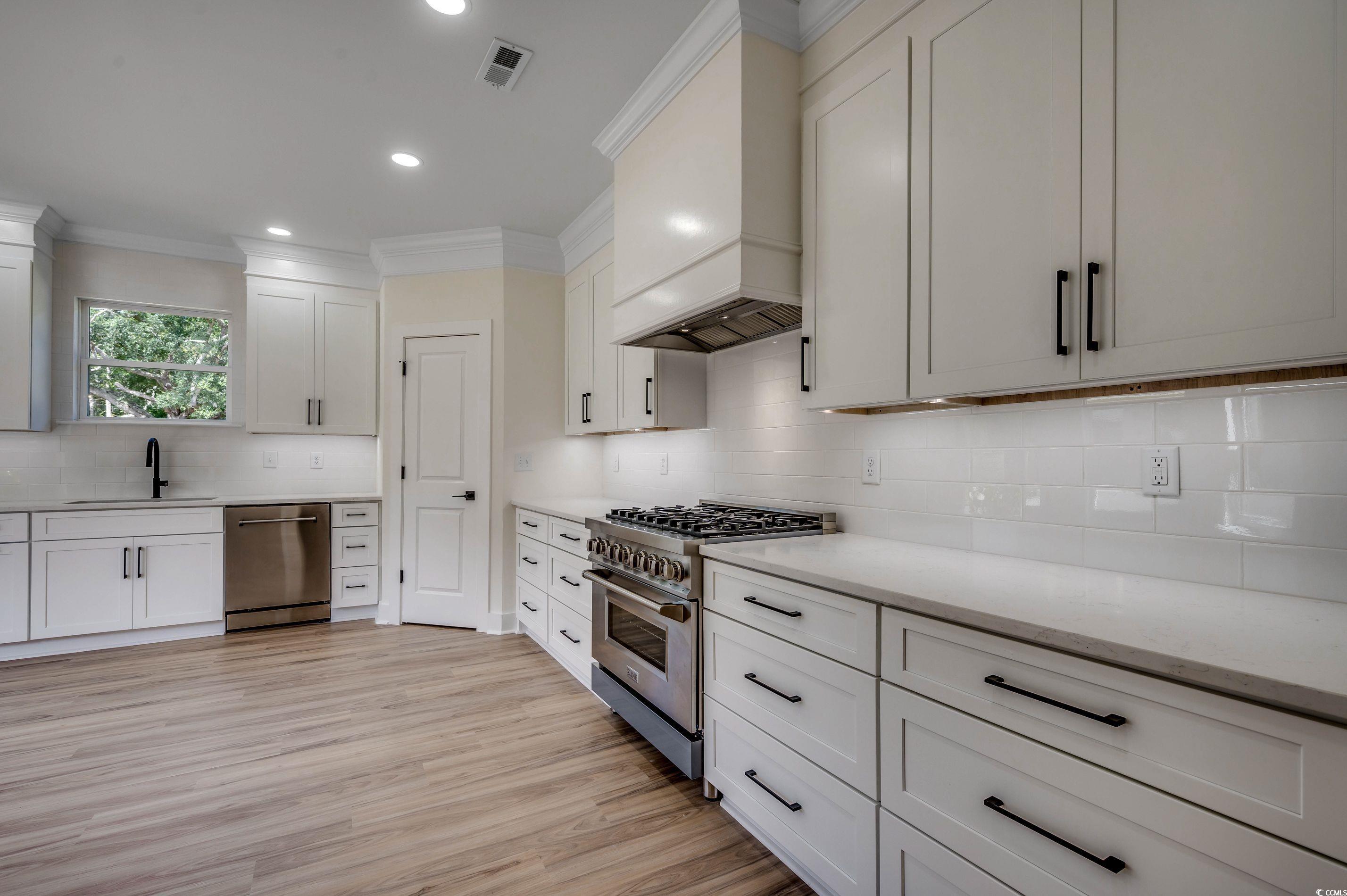 Homes for sale in Little River, SC | 209 Brush Ct, Little River, SC 29566 | MLS# 2309403