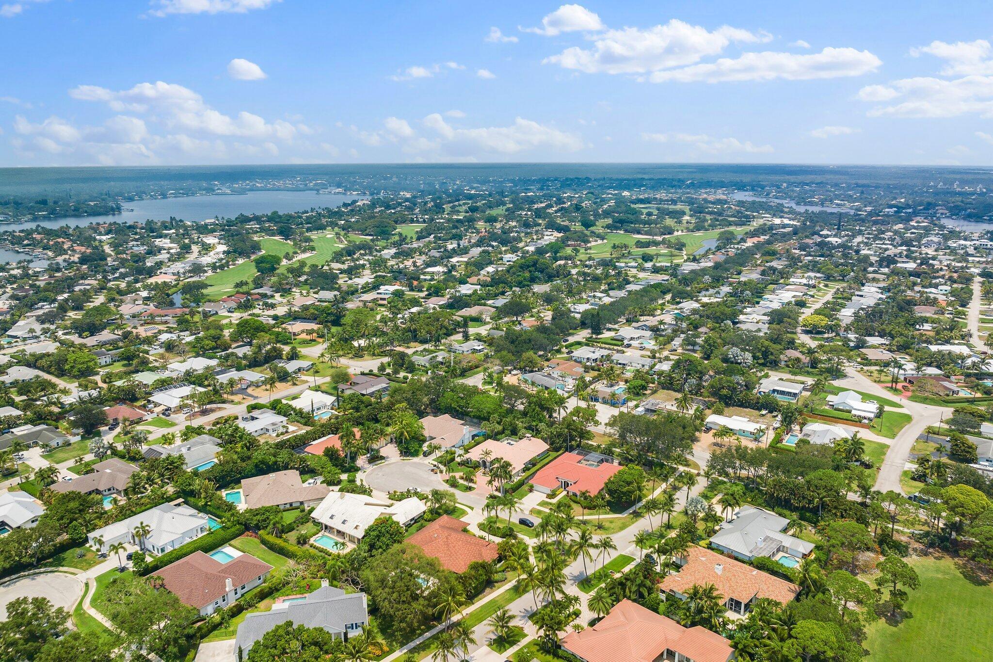 8 Bayview Terrace Tequesta FL 33469 | R10891353