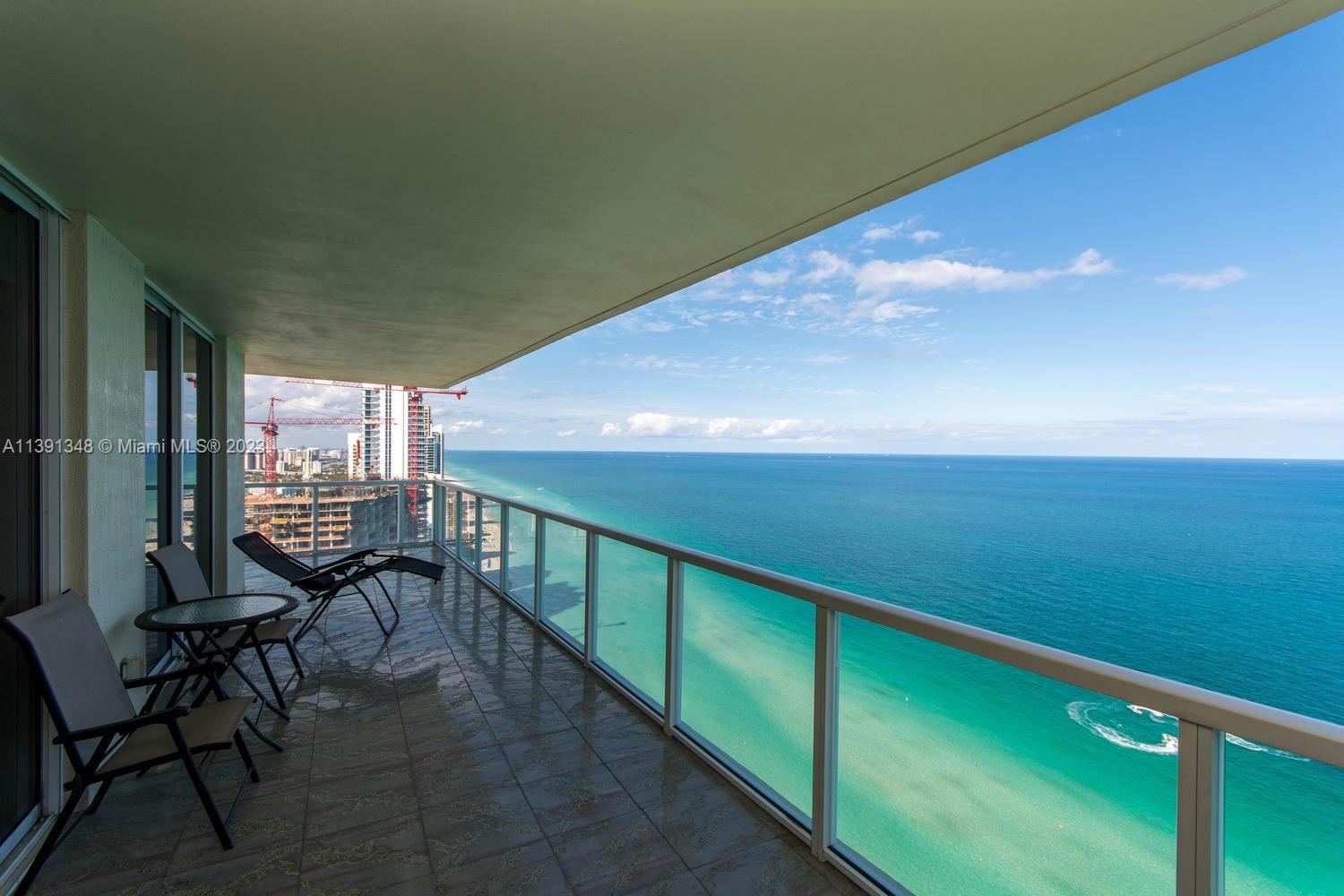 Apartamento en Venta en Sunny Isles Beach, FL