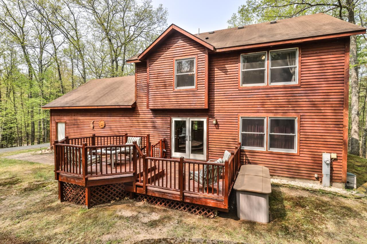 Long Lake (N) Property 6730 Long Lake Dr Photo 1