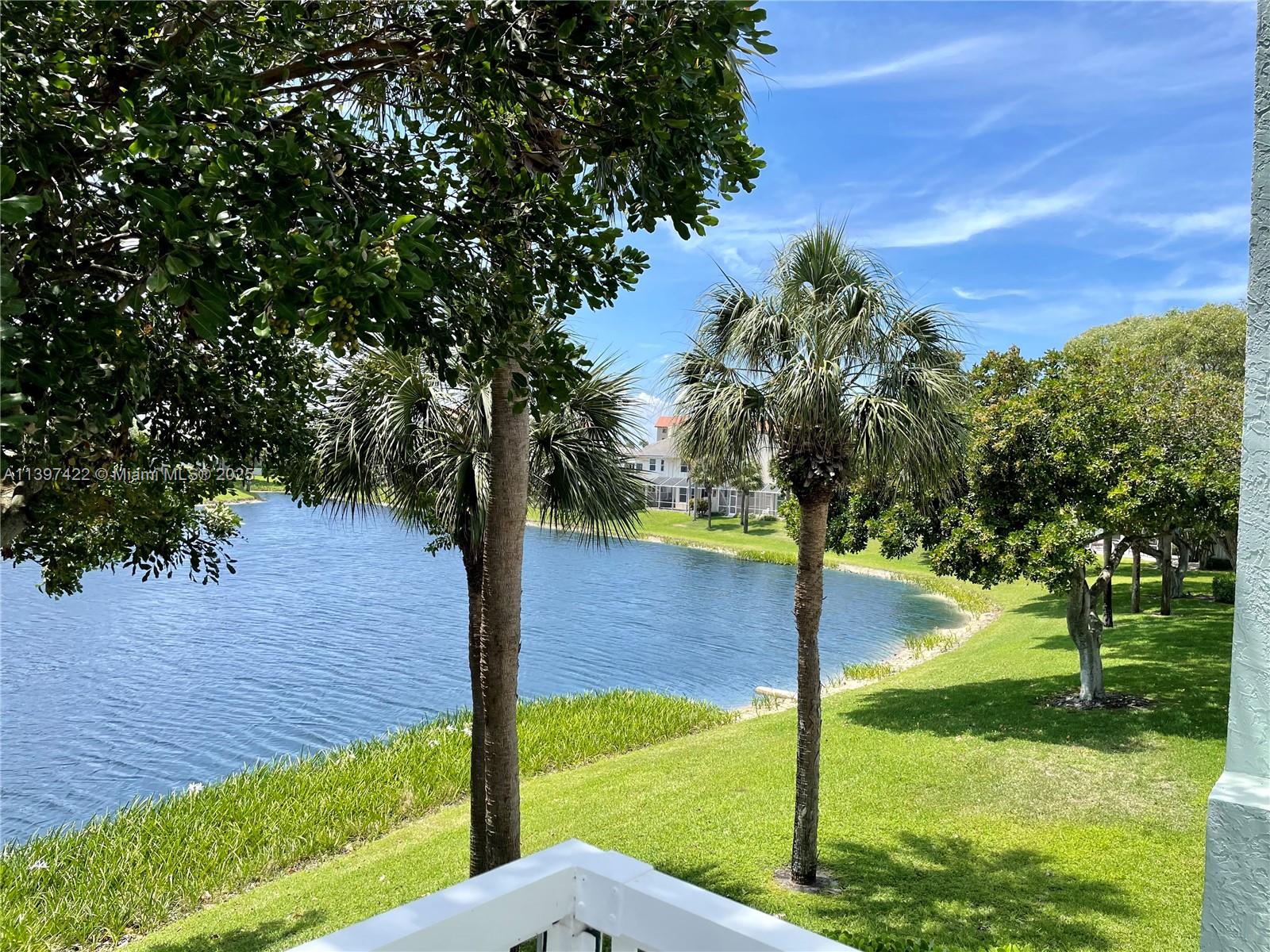 Spacious living room with panoramic views at 905 Mainsail Circle - Condo in Jupiter