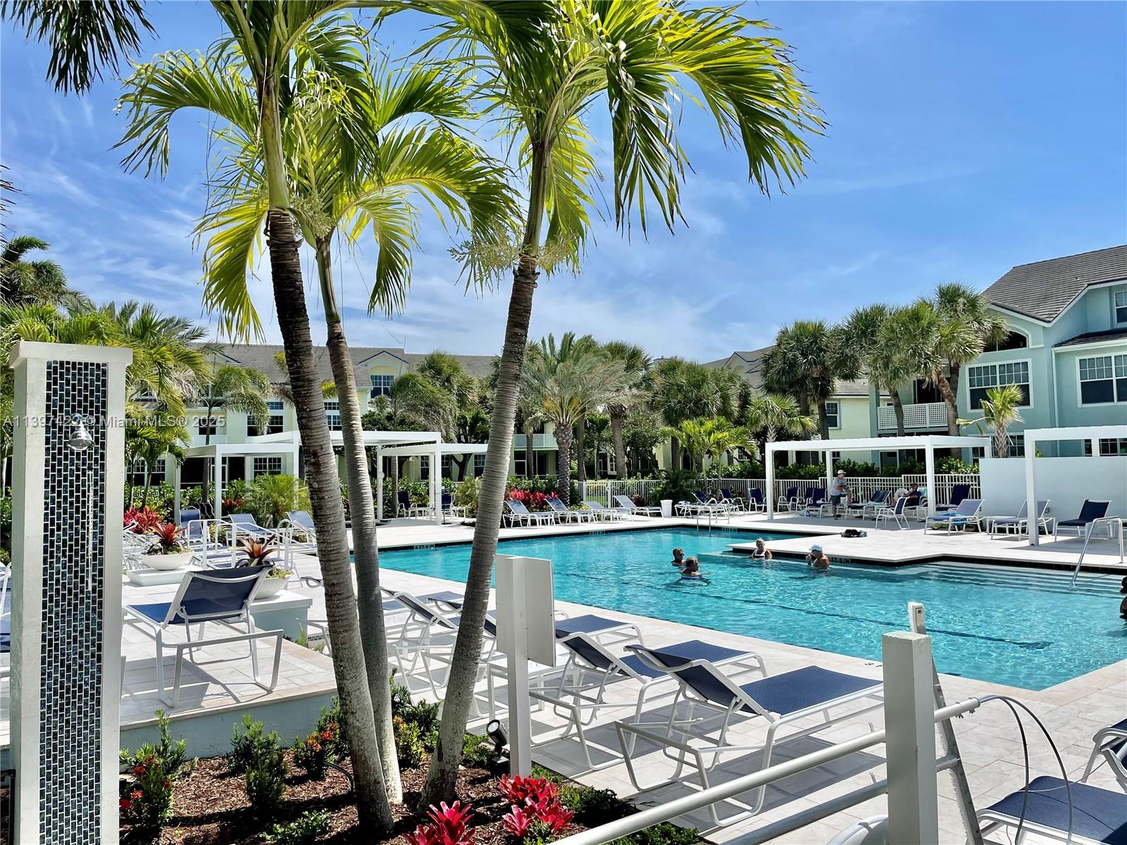 Well-appointed guest bedroom at 905 Mainsail Circle - Condo in Jupiter