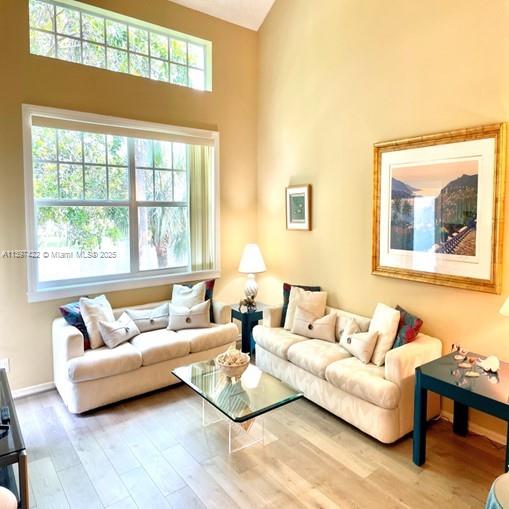 Spacious garage and storage at 905 Mainsail Circle - Condo in Jupiter