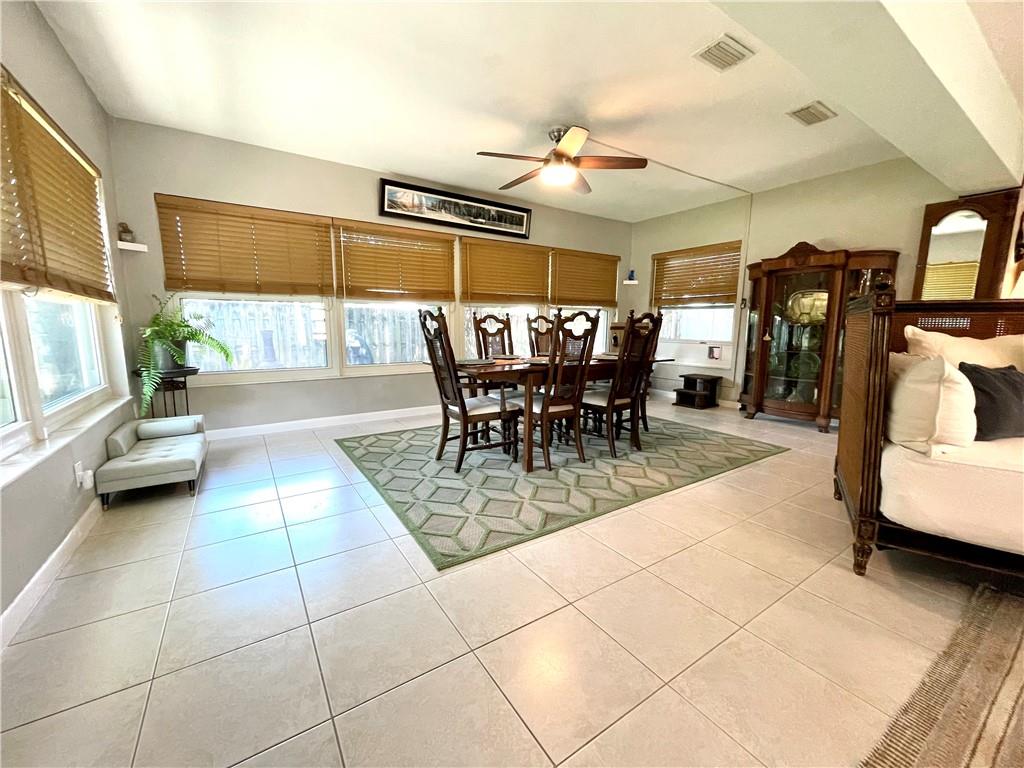 large dining room or alternate family room