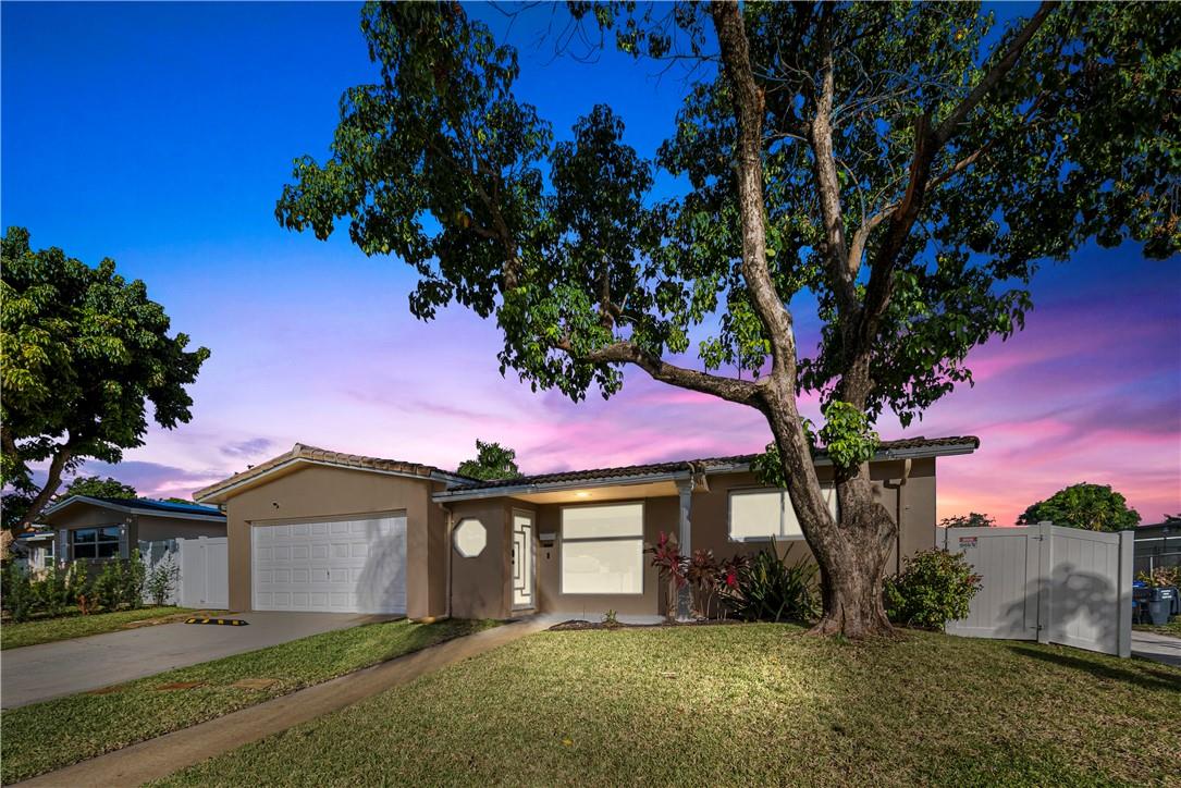 2101 N 52nd Ave Hollywood FL 33021 | F10384089