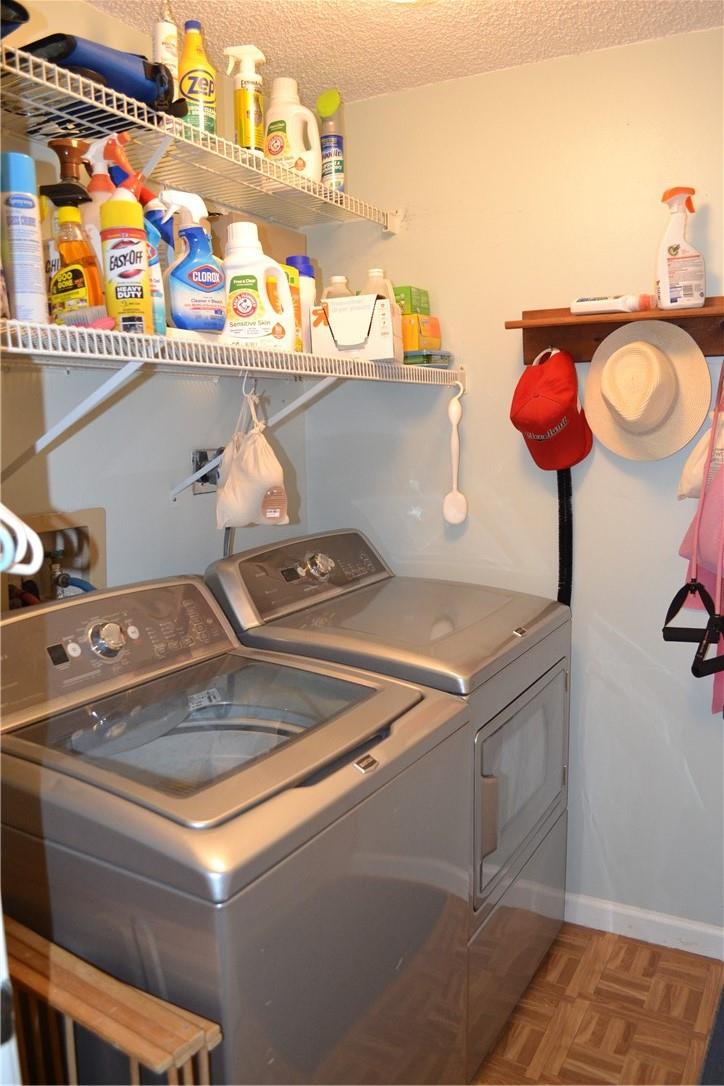 MAY TAG FULL SIZE WASHER & DRYER.