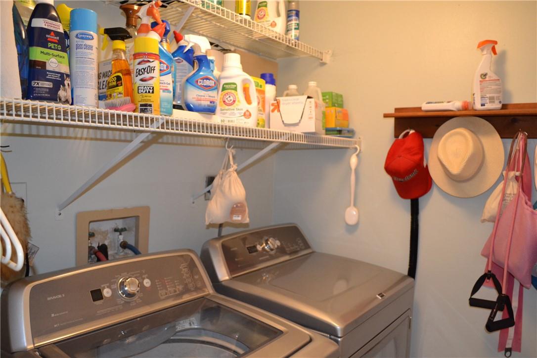 GREAT STORAGE AREA FOR ALL YOUR WASHING NEEDS.