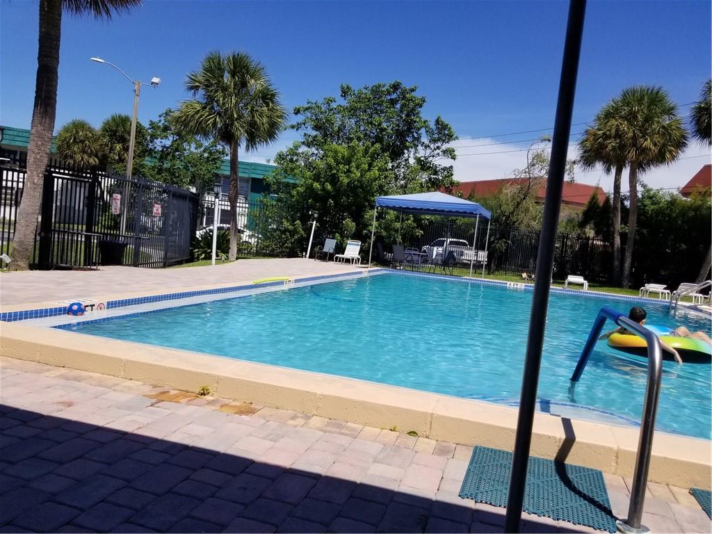 Homes for sale in Lauderhill, FL | 2271 Nw 48Th Ter #115, Lauderhill, FL 33313 | MLS# F10384886