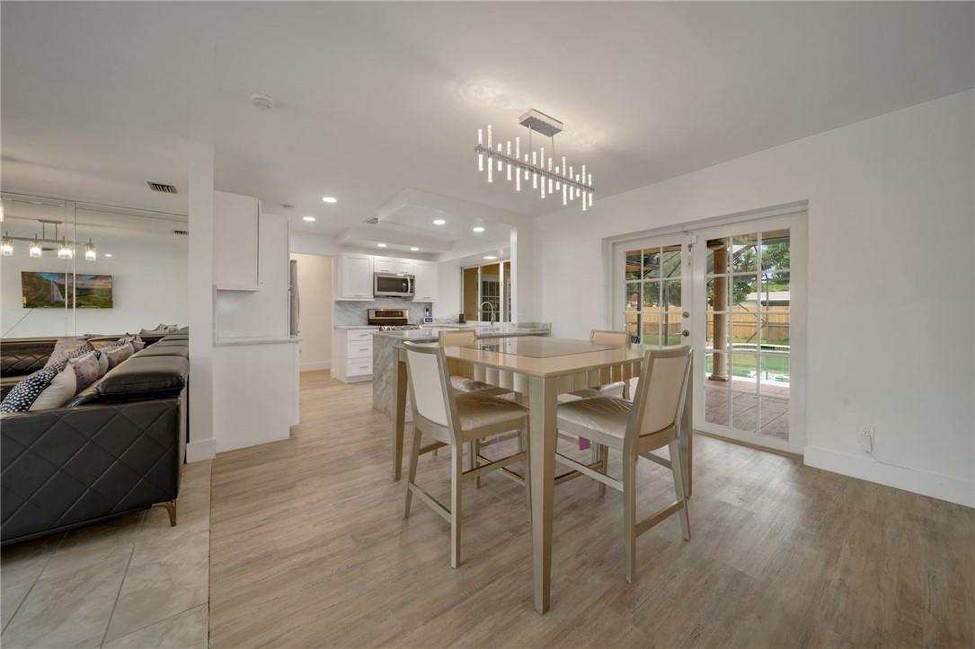 Dining room off the kitchen