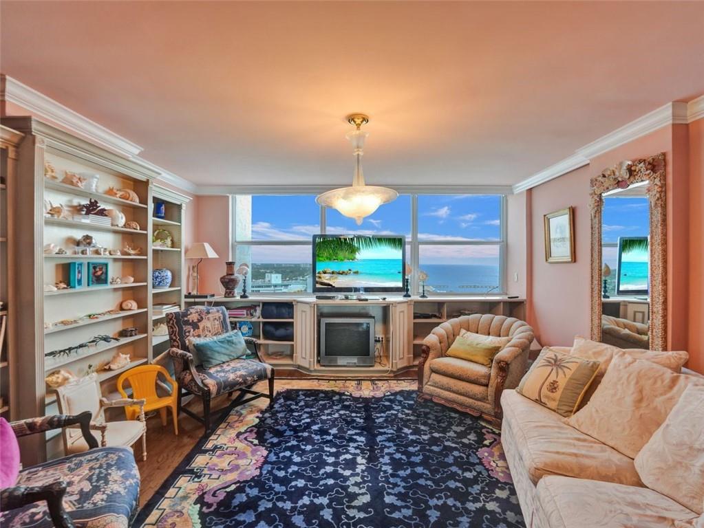 Guest Bedroom #2 or Den