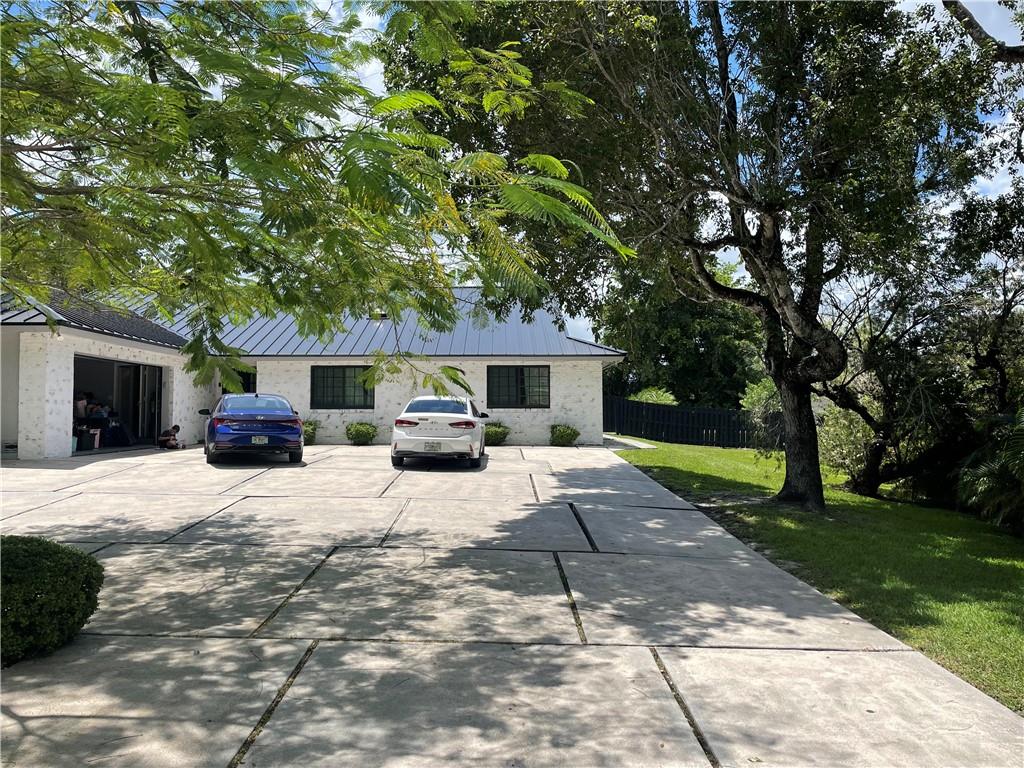 9620 26th Ct Hollywood FL 33024 | F10387818