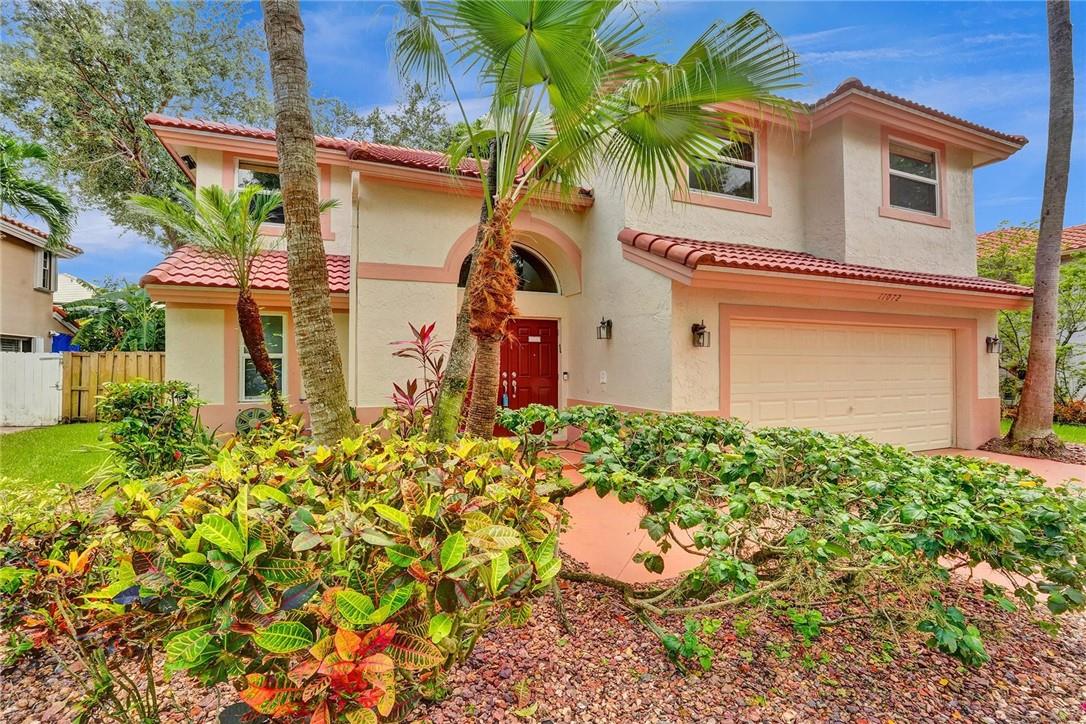 11072 Topeka Pl Cooper City FL 33026 | F10388402