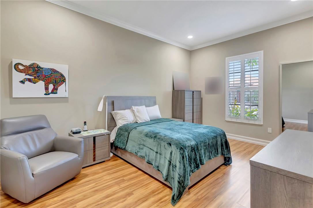 The 2nd bedroom is separated from the Primary Bedroom and has an en-suite bathroom allowing guests plenty of privacy.