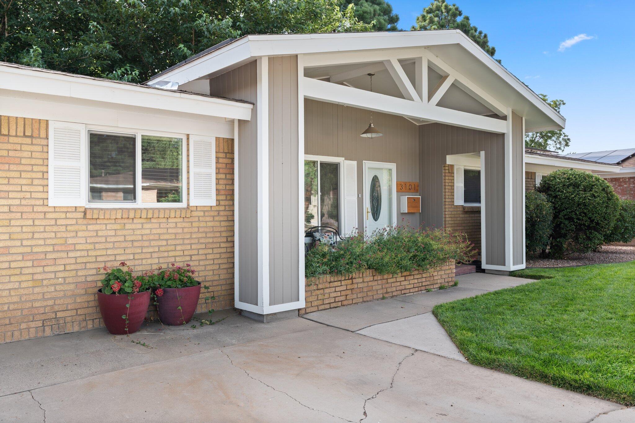 Homes for sale in Albuquerque, NM | 3101 Vermont St Ne, Albuquerque, NM 87110 | MLS# 1037950