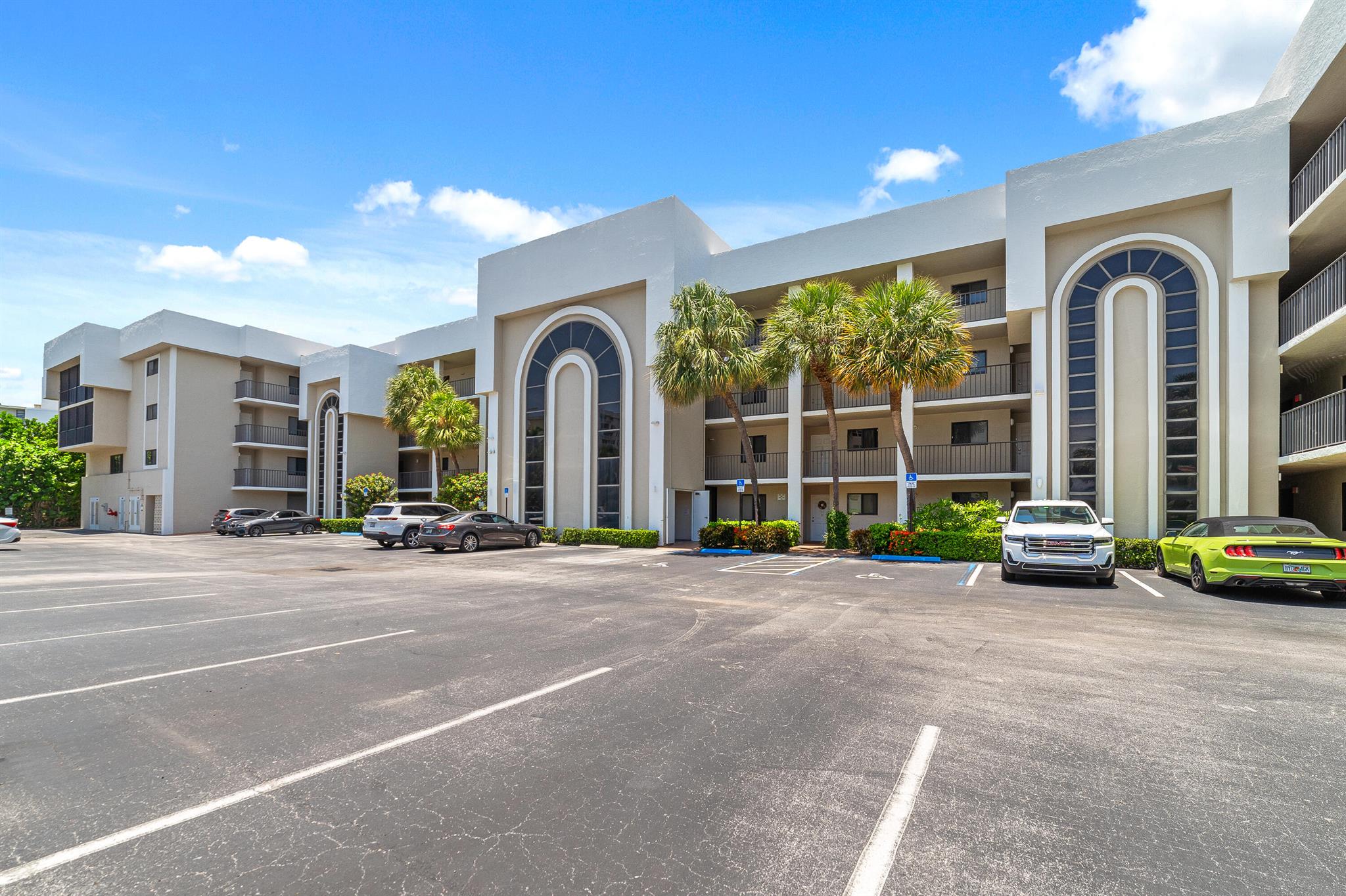 3525 S Ocean Boulevard Unit# 4020 South Palm Beach FL 33480 | R1090427