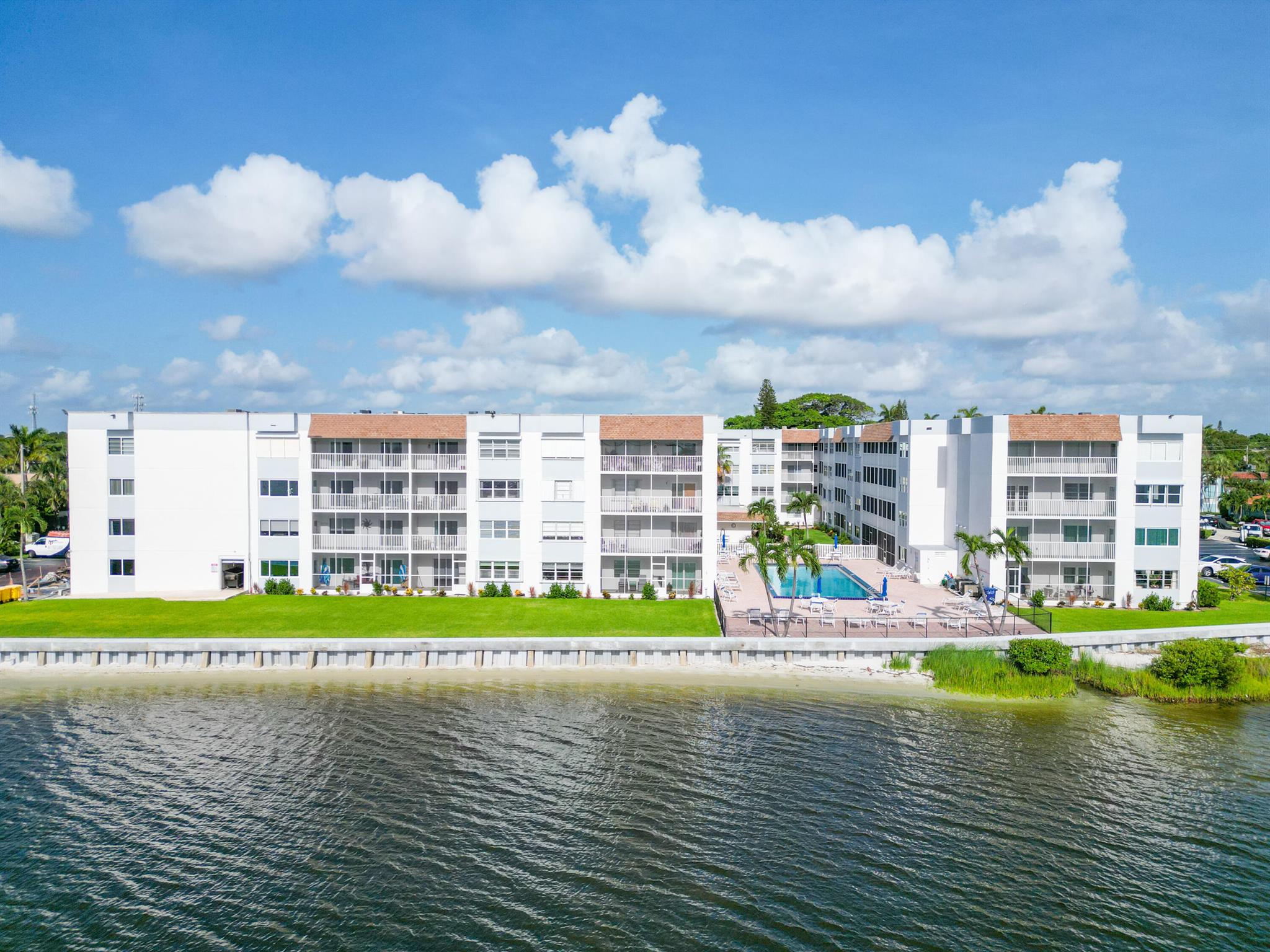 1516 S Lakeside Drive S Unit# 109 Lake Worth Beach FL 33460 | R1090435