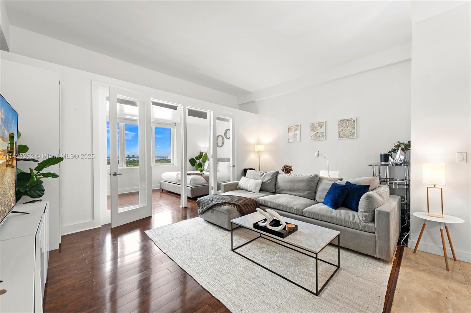 Roney Palace Condo