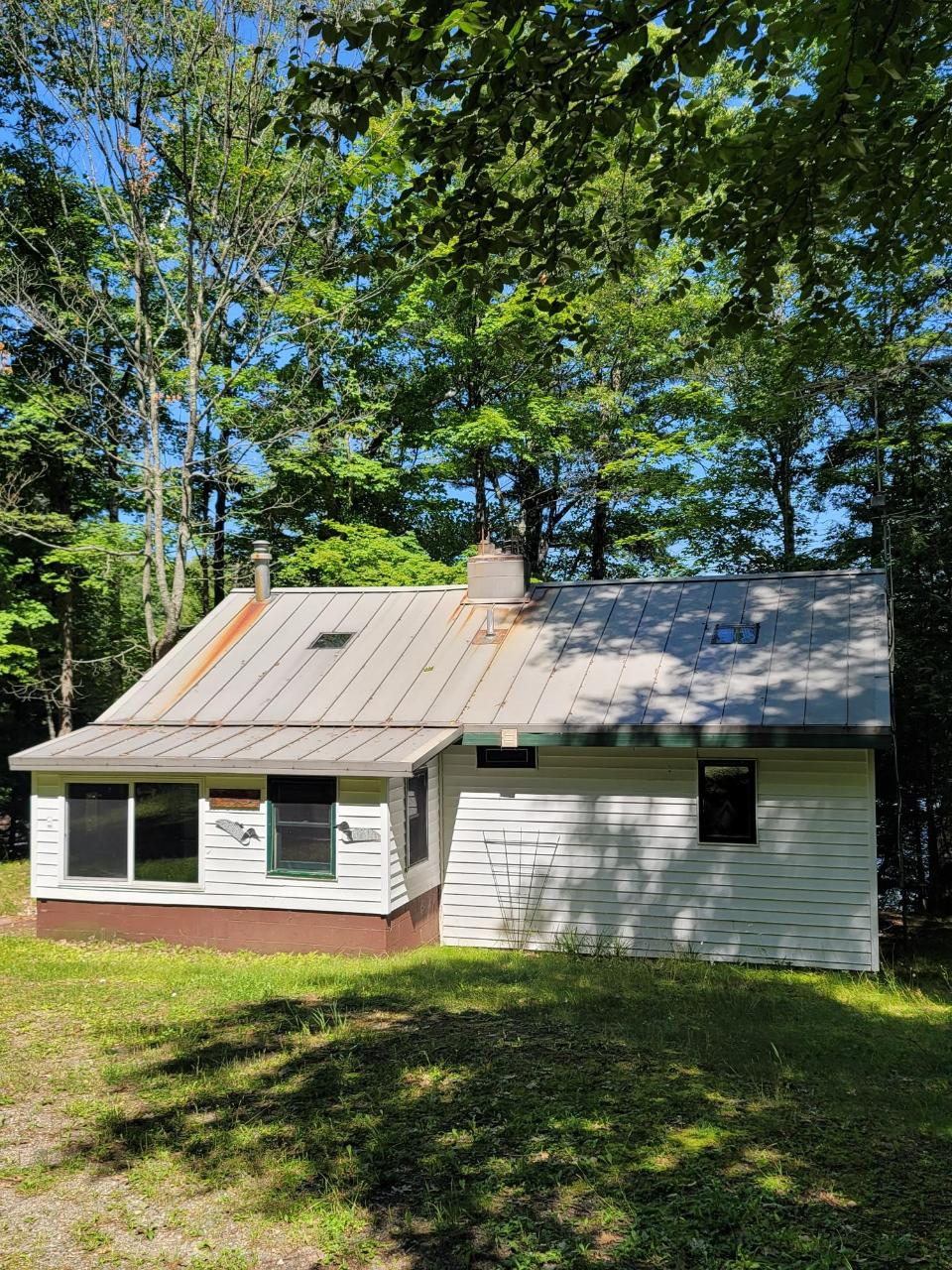 East Horsehead Lake Property 8266 Bracey Ln Photo 1