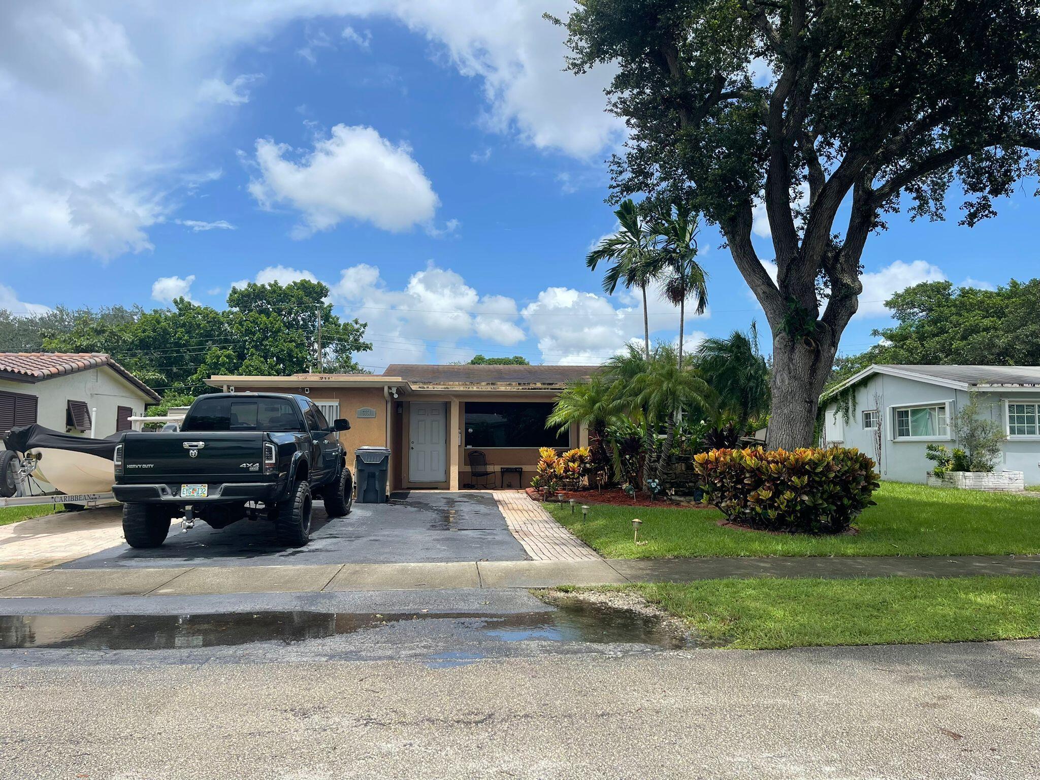 6751 Greene Street Hollywood FL 33024 | R10913384