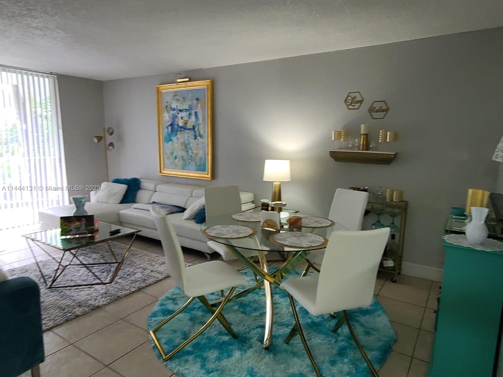 Montecarlo Condo