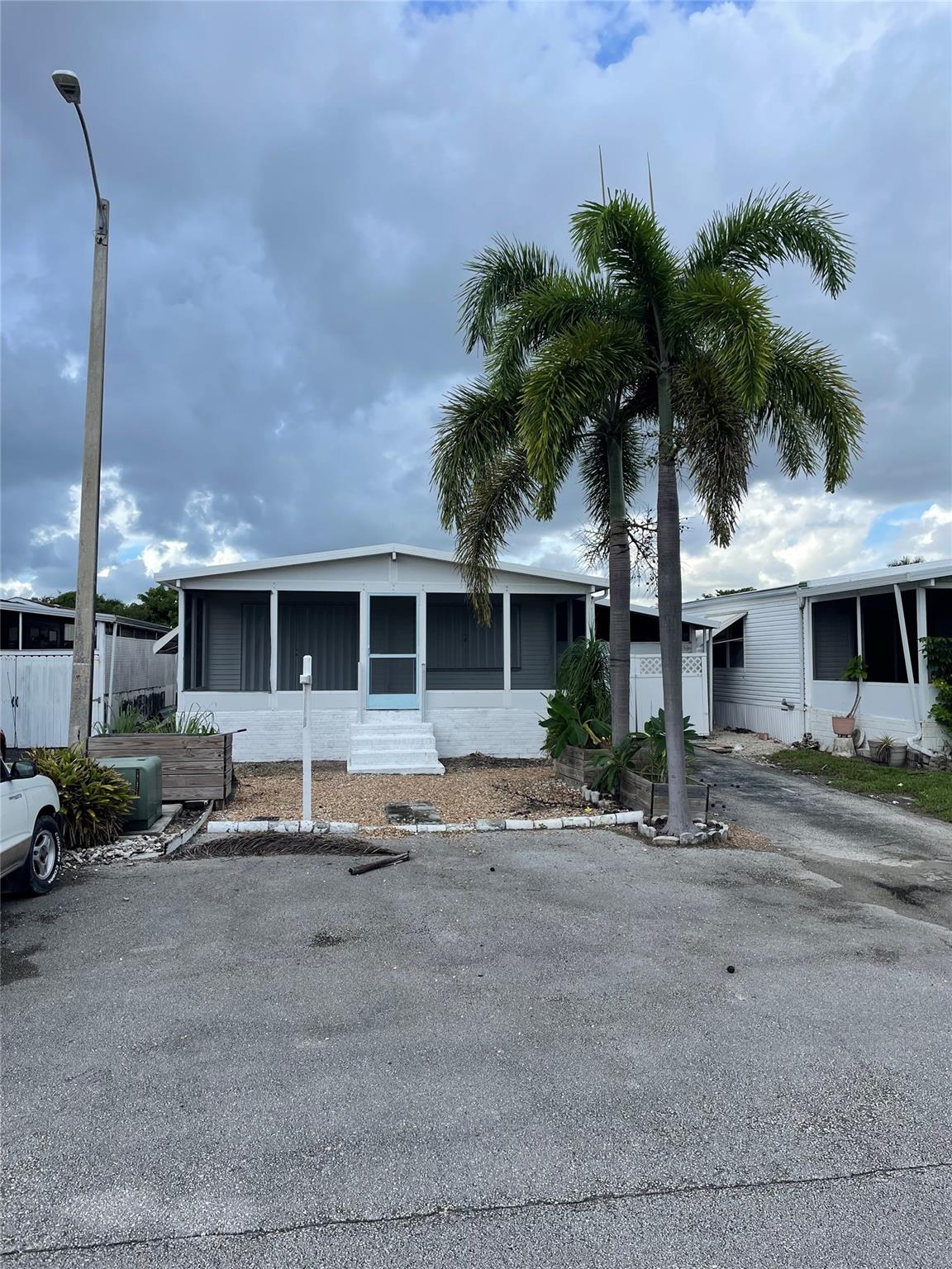 Ravenswood Estates & Mari