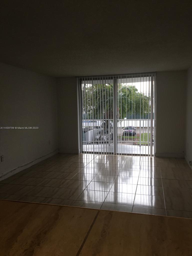 Montecarlo Condo