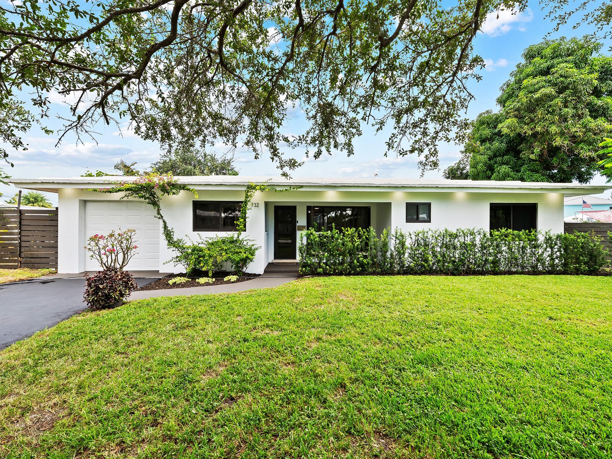 732 15th Ave Deerfield Beach FL 33441 | F10400476