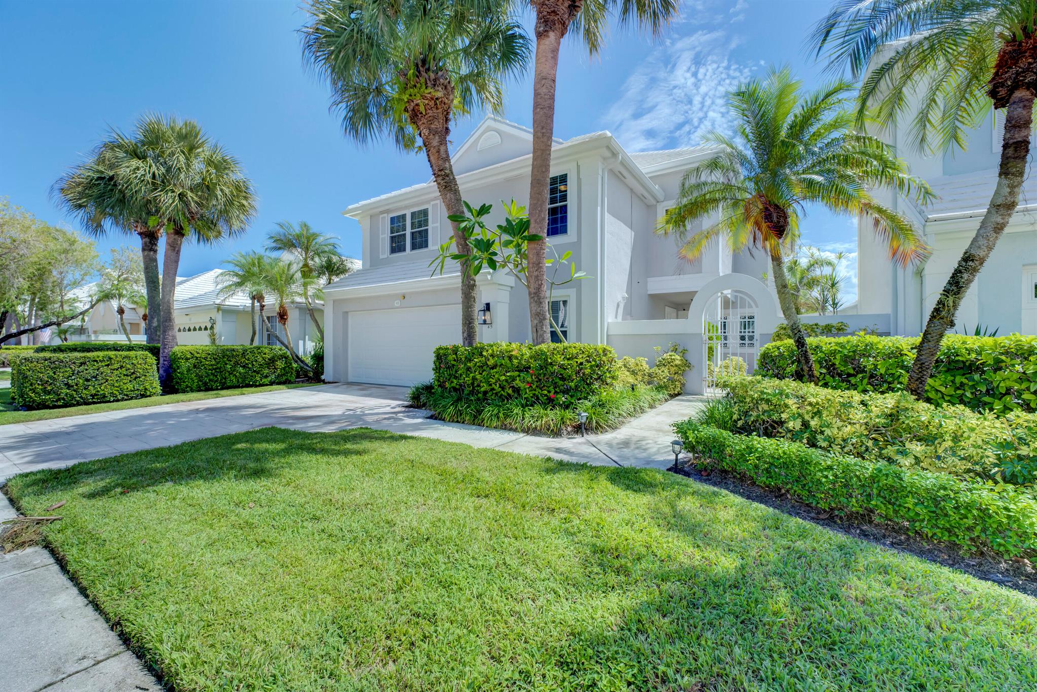 45 Windsor Lane Palm Beach Gardens FL 33418 | R10922014