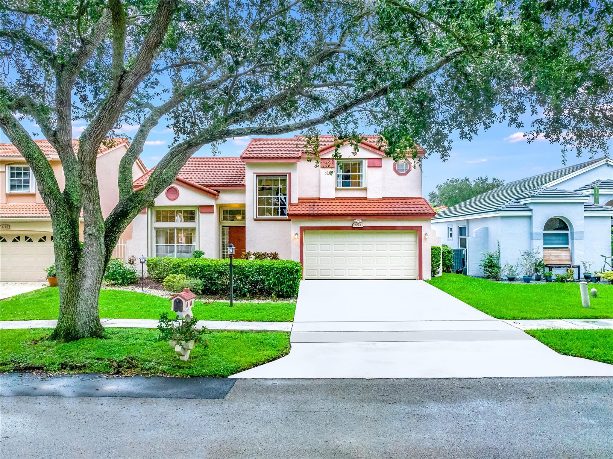 2721 Cayenne Ave Hollywood FL 33026 | F10402315