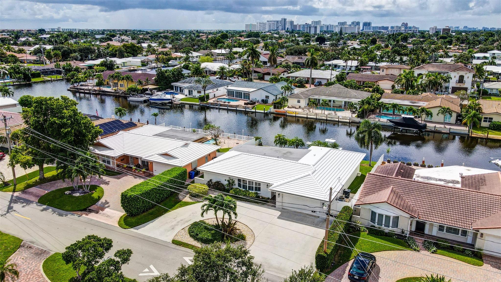 2720 Ne 59th St Fort Lauderdale FL 33308 | F10401991