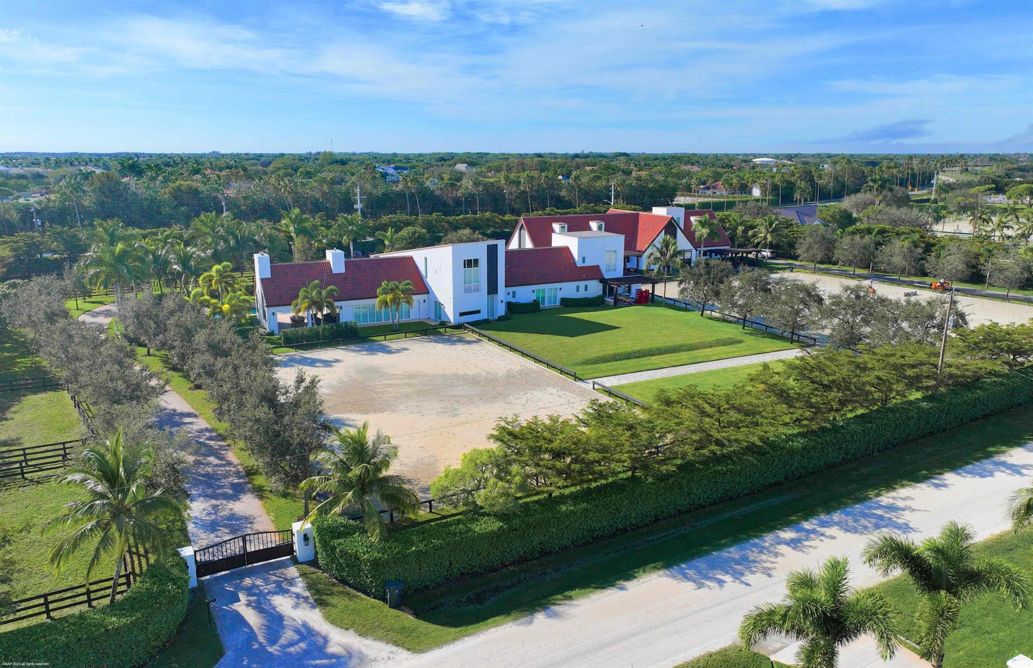 Homes for sale in Wellington, FL | 14484 Belmont Trace, Wellington, FL 33414 | MLS# R10925276