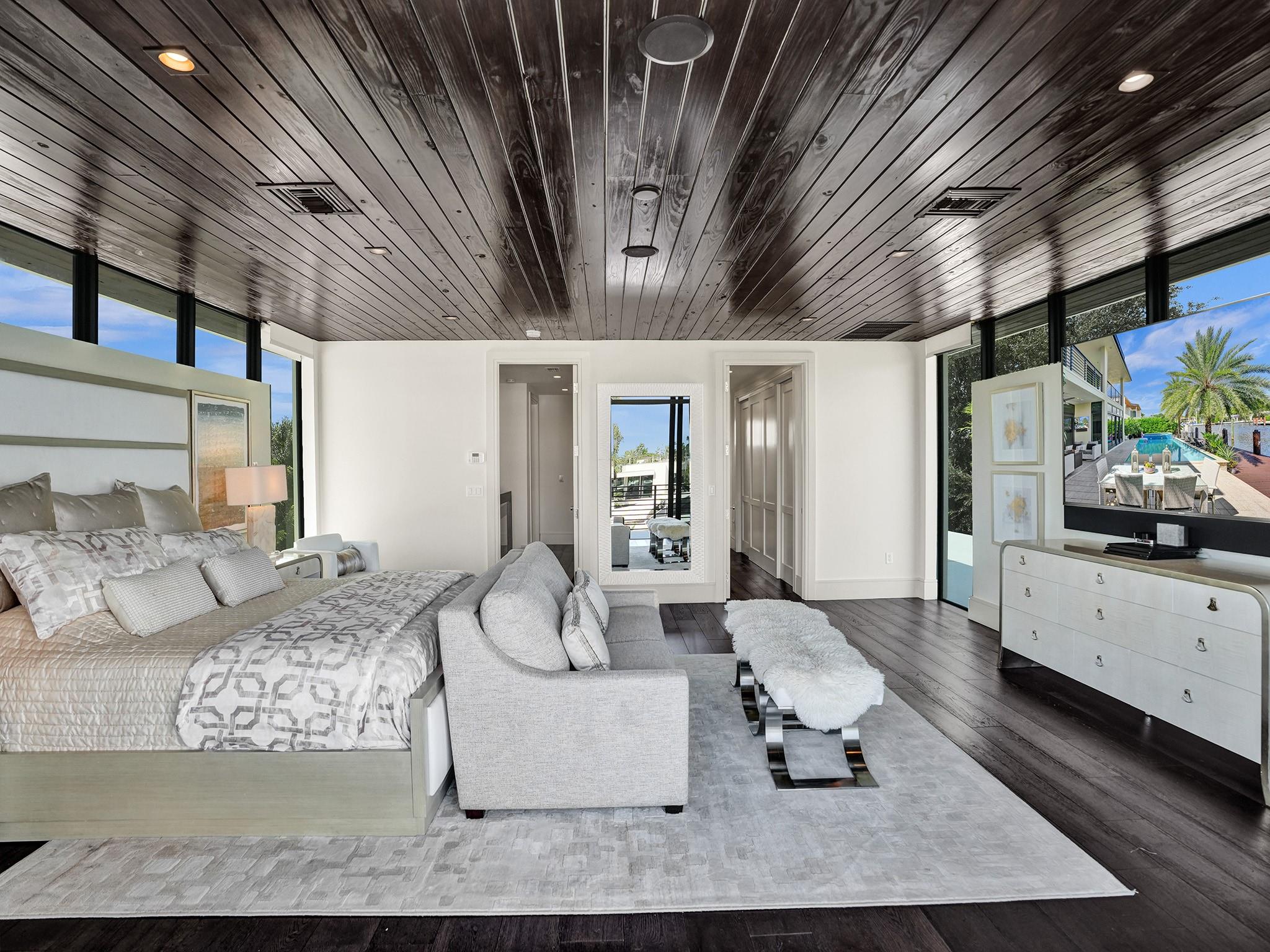 Reverse View of the Owners Wing