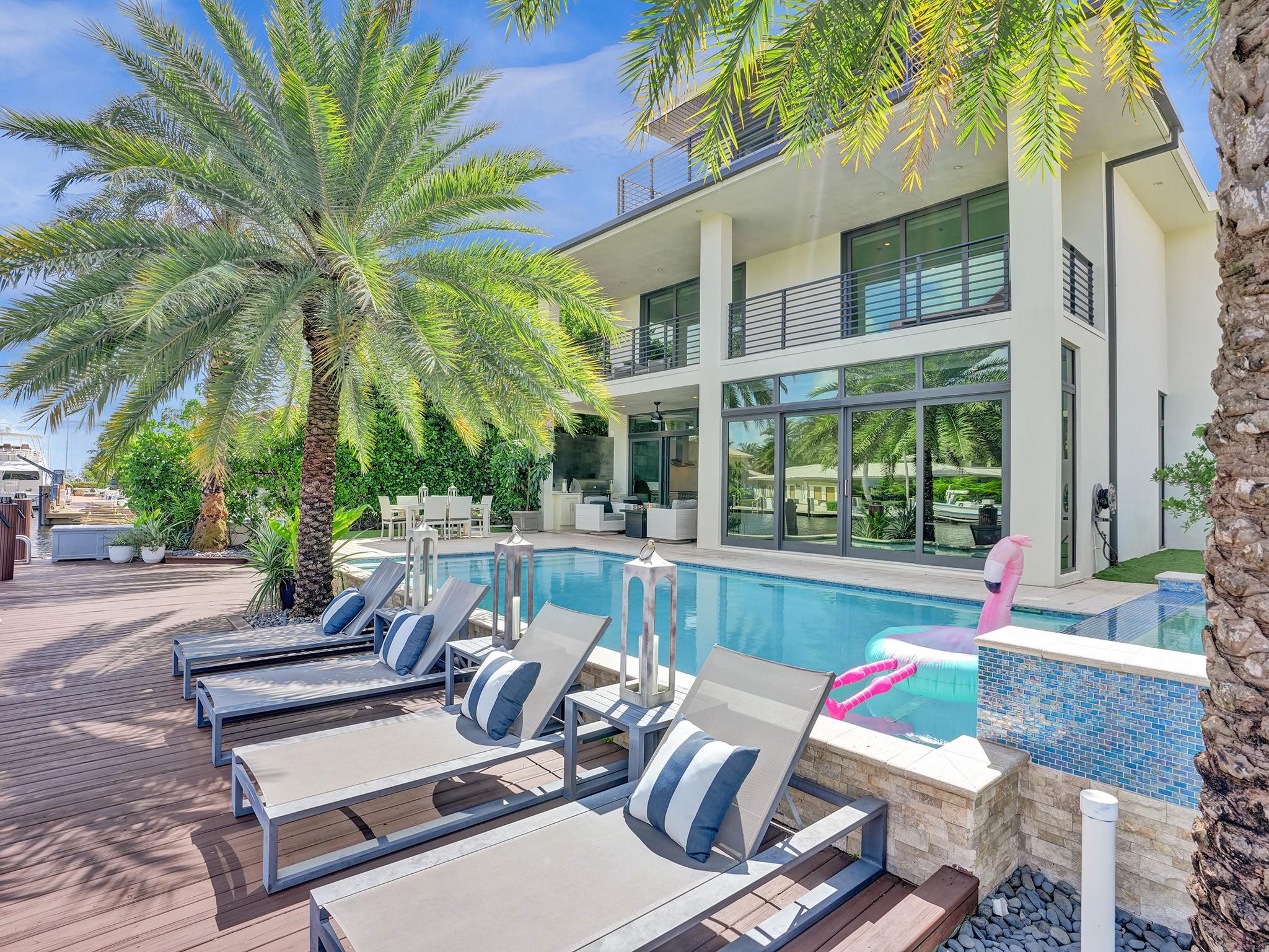 Expands your enjoyment space!