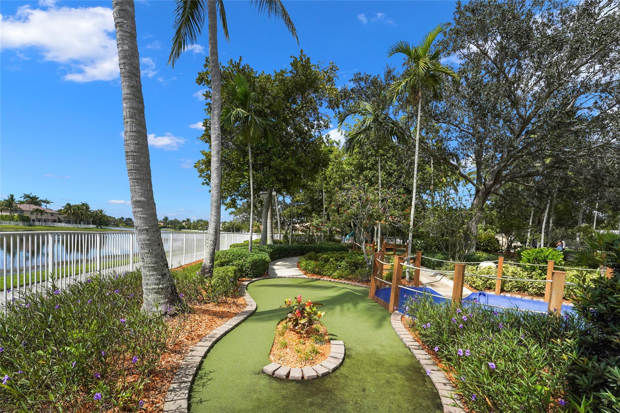 mini golf at clubhouse