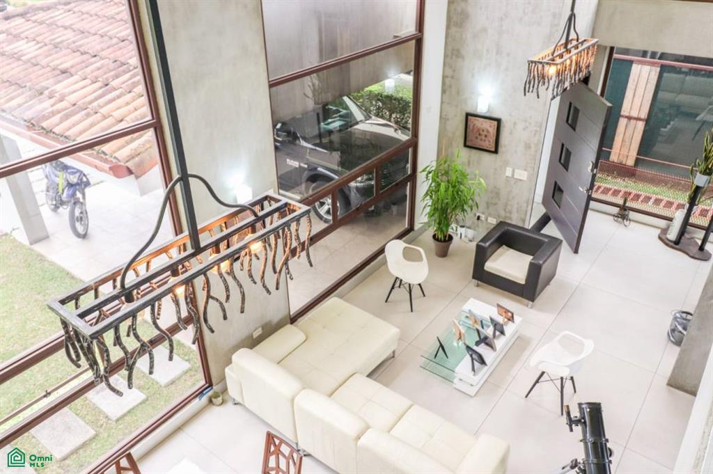 3 bed Single Family Homes For Sale in , Cartago - 1