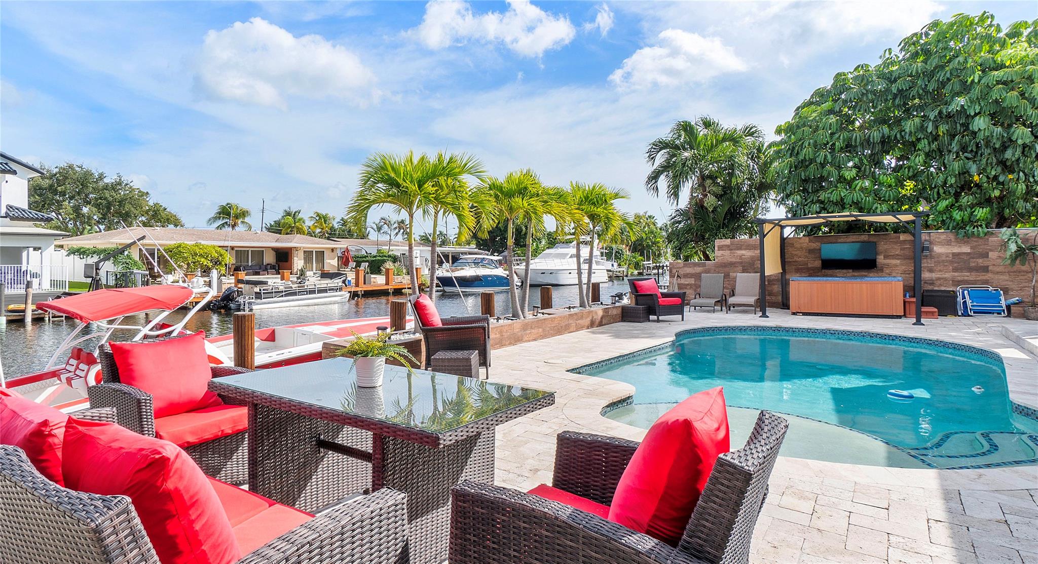 2287 Se 10TH CT Pompano Beach FL 33062 | F10404896