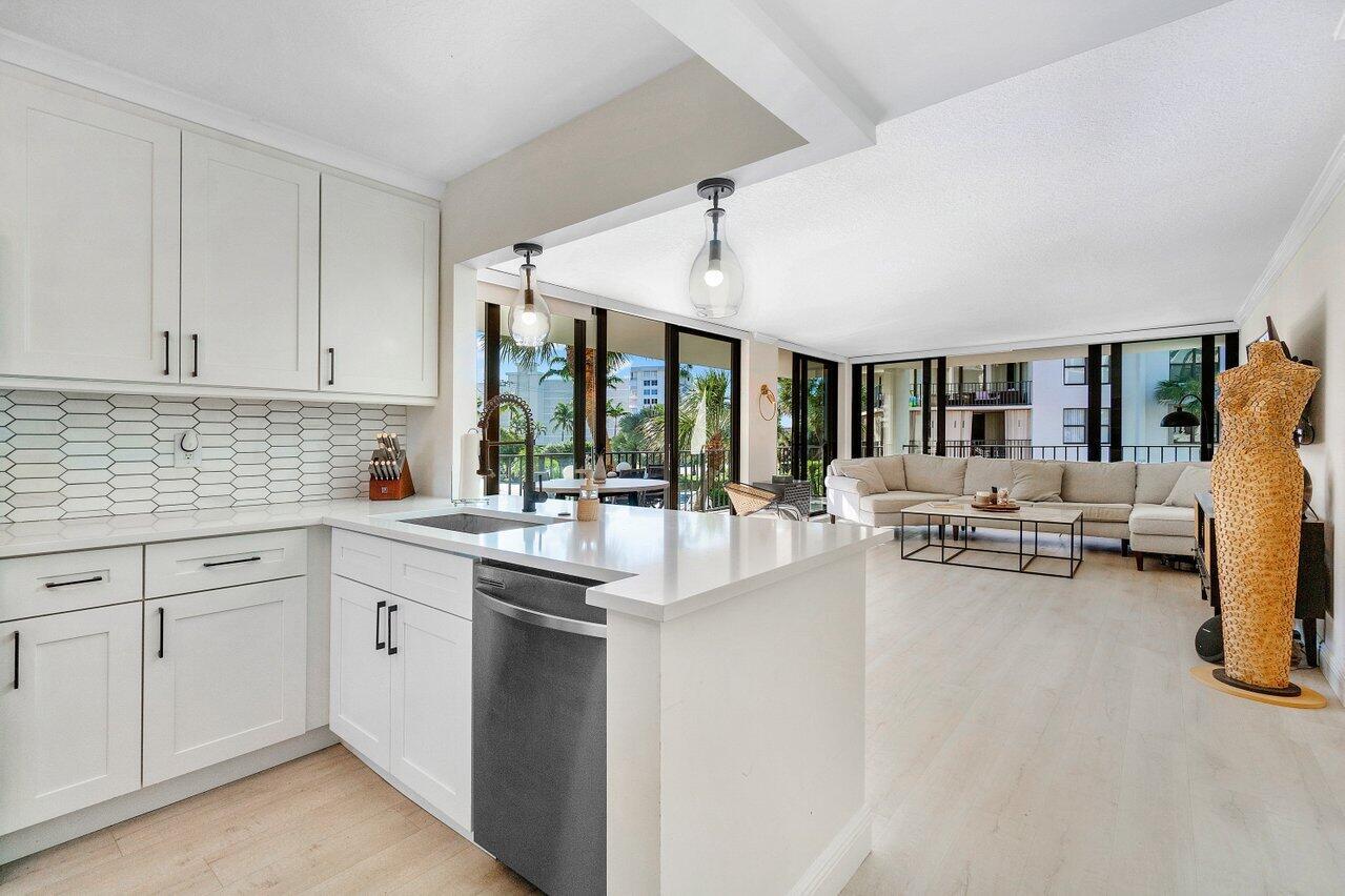 3545 S Ocean Boulevard Unit# 208 South Palm Beach FL 33480 | R10929040