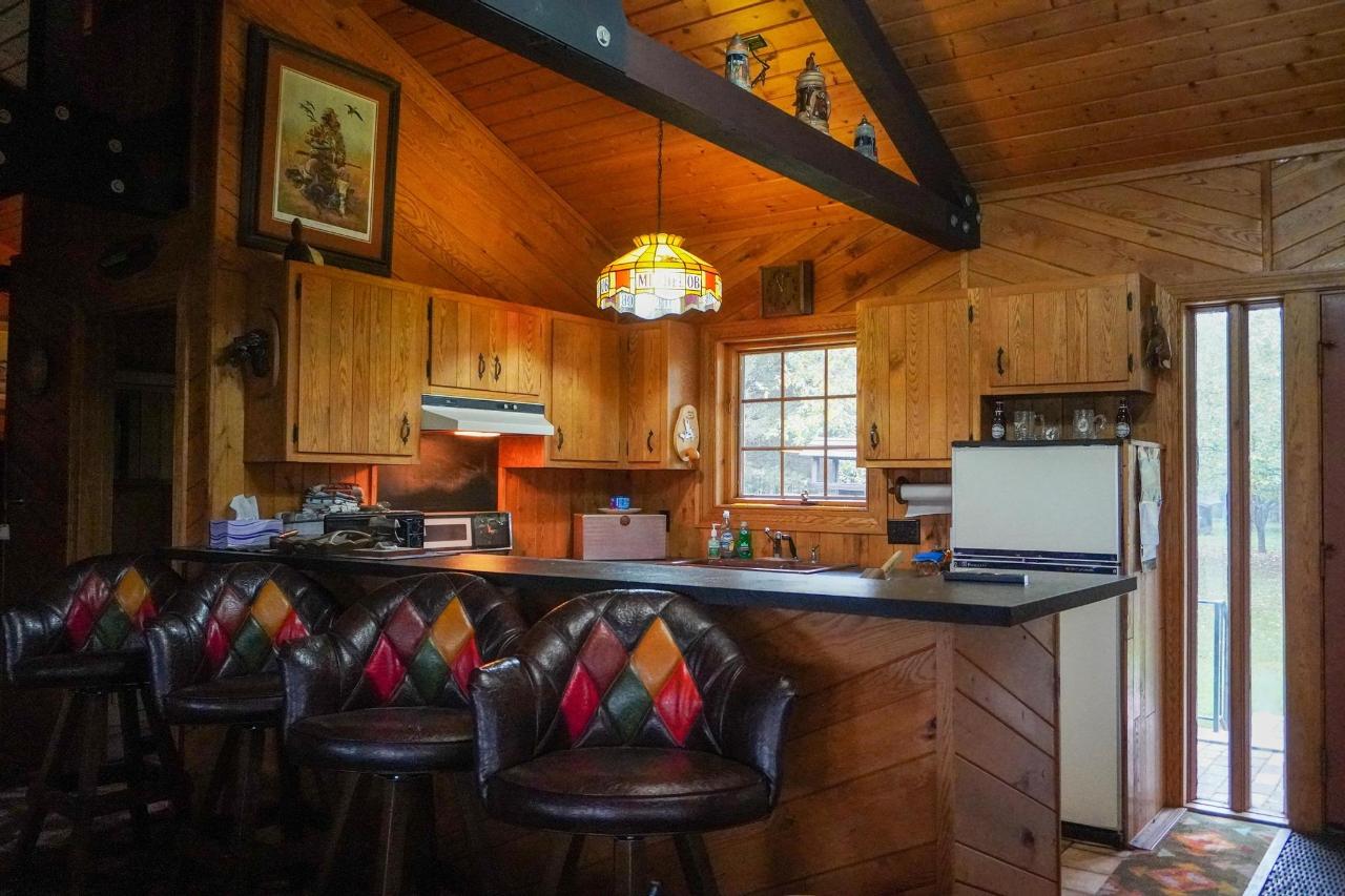 Undocumented Lake Property 9115 Cardinal Ln Photo 17