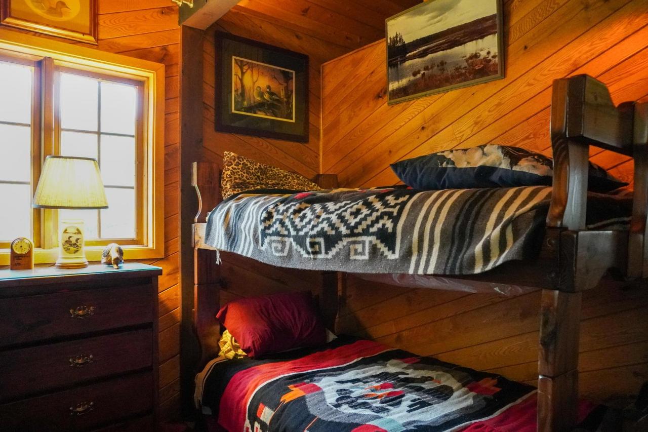 Undocumented Lake Property 9115 Cardinal Ln Photo 19