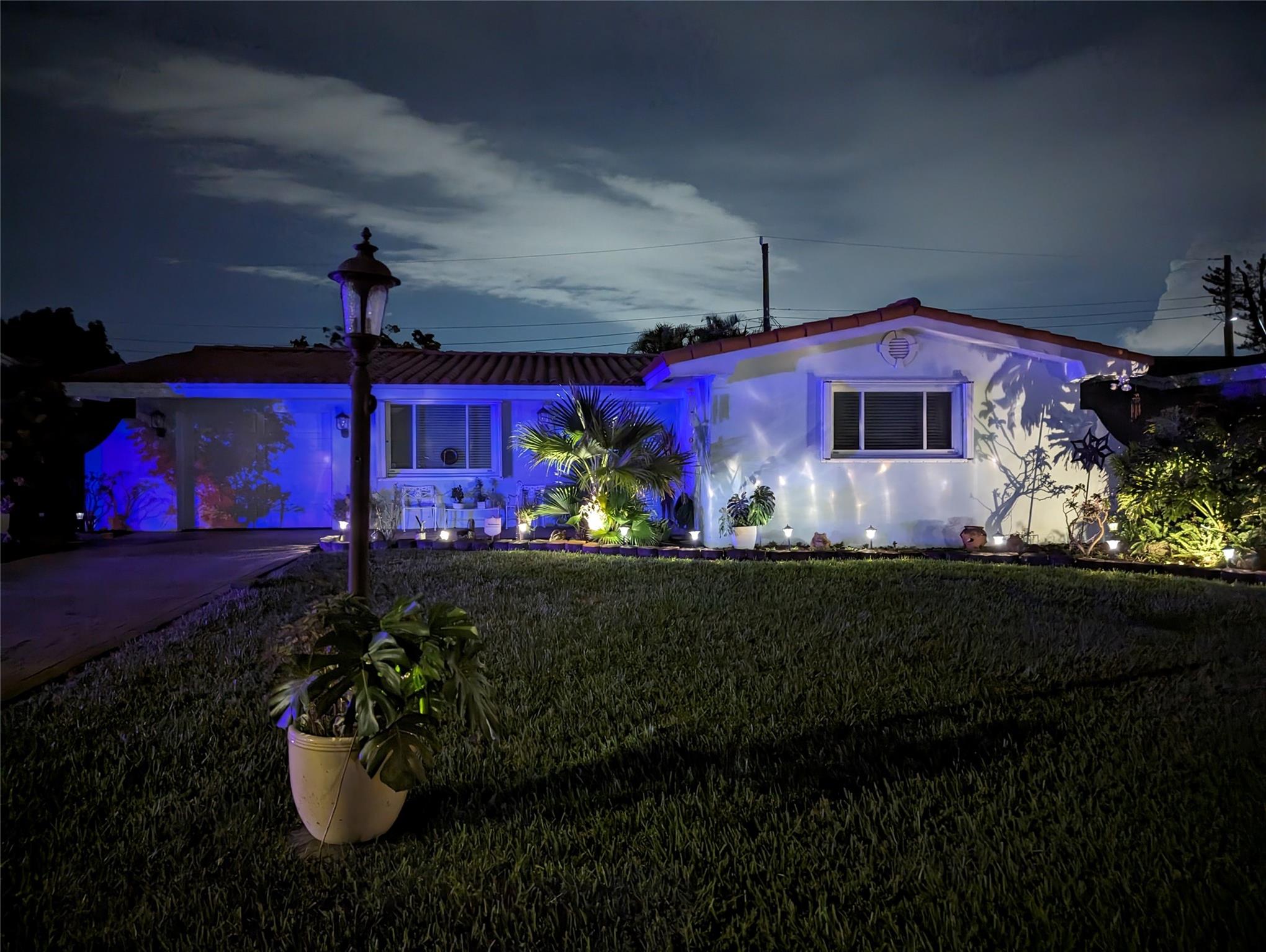 8451 11th Ct Pembroke Pines FL 33024 | F10406478