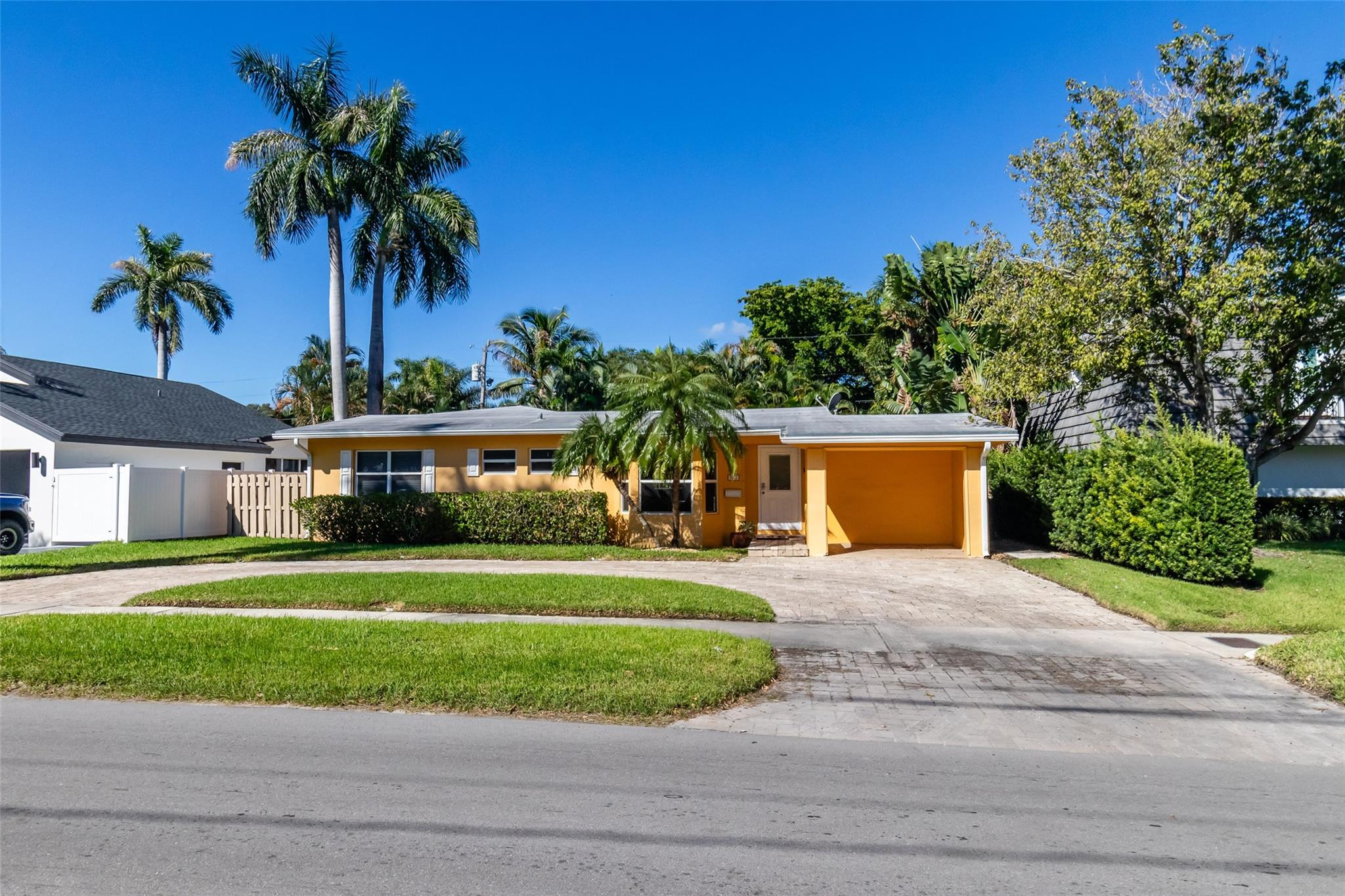 1235 CORDOVA RD Fort Lauderdale FL 33316 | F10406748