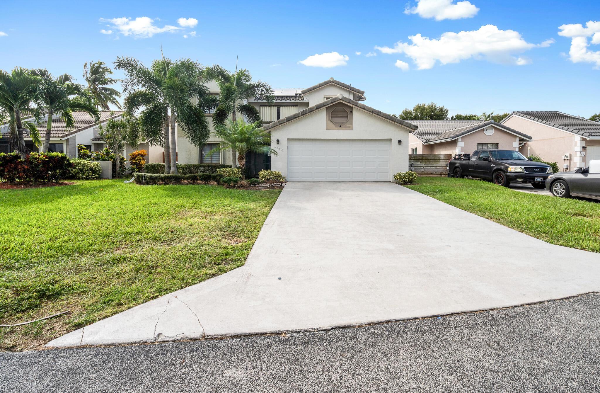 6020 Strawberry Lakes Circle Lake Worth FL 33463 | R10931643